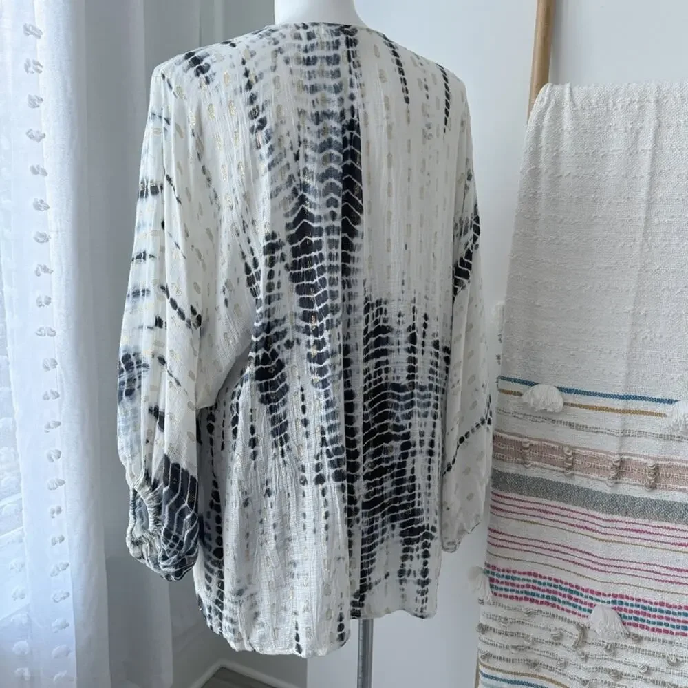 Anthropologie Vada White Blue Gold Shimmer Cocoon Kimono Women’s One Size - Picture 7 of 12